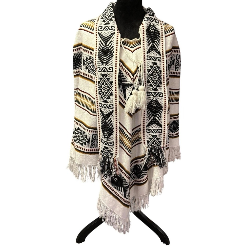 Women's Aztec Western Wear Poncho 100% Wool w/ Fringe‎ White Black Brown